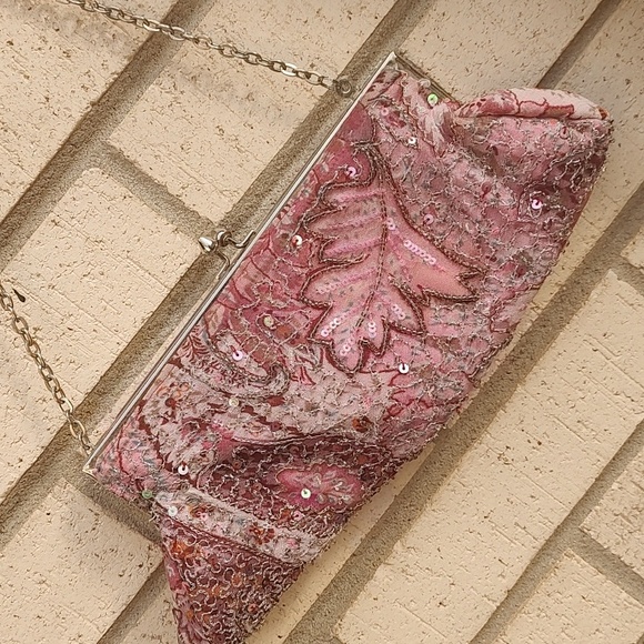 Pink//Purse - Picture 6 of 11